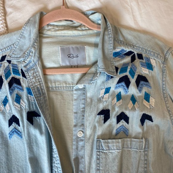 Rails button down - Picture 2 of 2